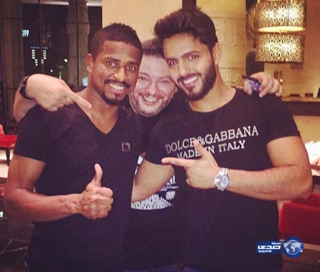 زيدان يتفق مع إدارة ريال مدريد على قيادة الفريق حتى 2020