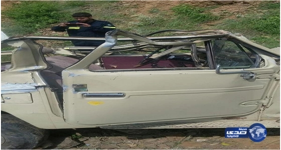 بالصور.. مصرع وإصابة 6 من عائلة واحدة بعد سقوط مركبتهم من أعلى عقبة جبل بجازان