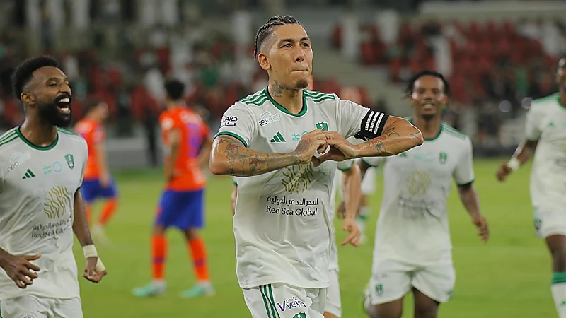 الأهلي يكتسح الشرطة العراقي بخماسية .. فيديو وصور