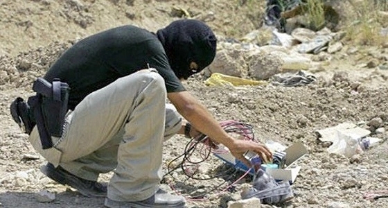 الأمن اليمني يفشل محاولة تفجير الطريق البحري في عدن