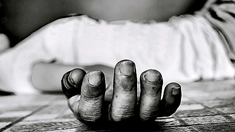 خلافات أسرية تنتهي بانتحار زوجة من الطابق الخامس