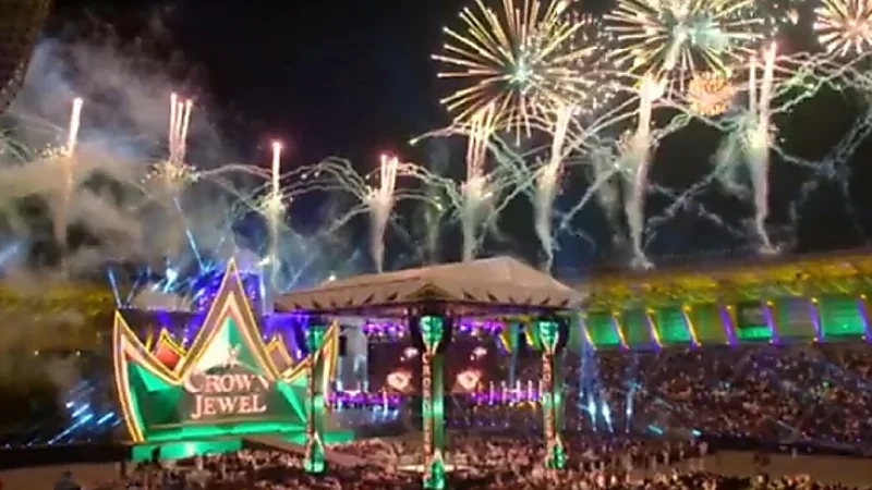 بالفيديو .. موسم الرياض يستضيف نجوم WWE في البوليفارد