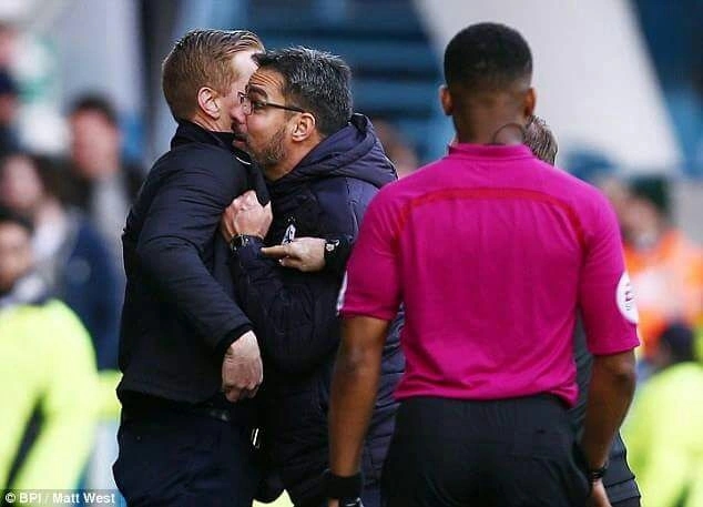 بالفيديو.. شجار بين مدربان بالدوري الإنجليزي الدرجة الأولي