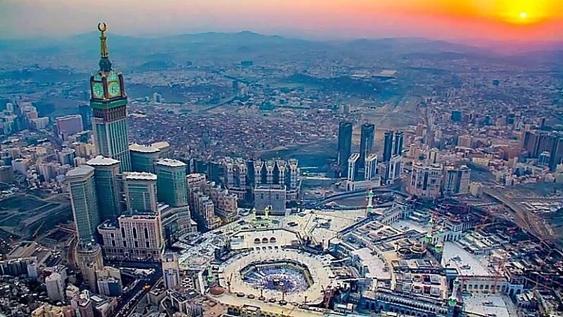 السماح للمستثمرين الأجانب بالاستثمار في عقارات مكة والمدينة