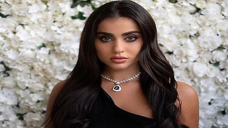 شاهد.. الدكتورة يومي ترد على شاب عرض عليها مليوني ريال وسيارة فارهة للزواج منه