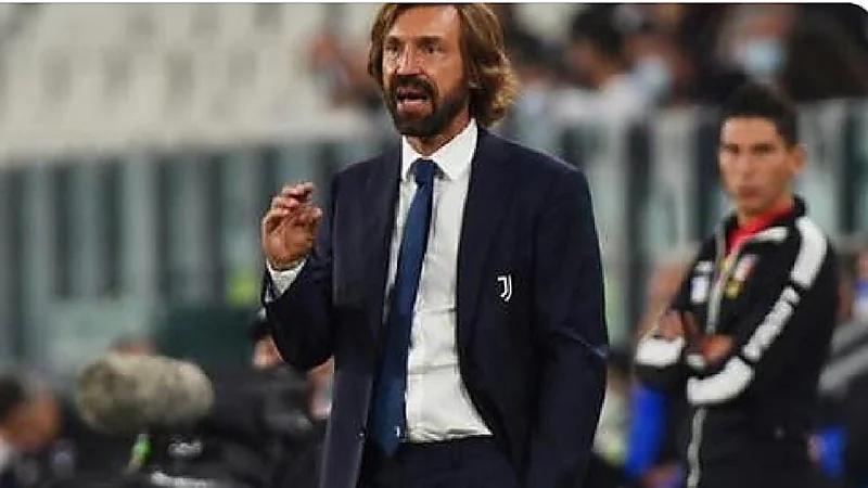 يوفنتوس يخطط لإقالة الإيطالي بيرلو