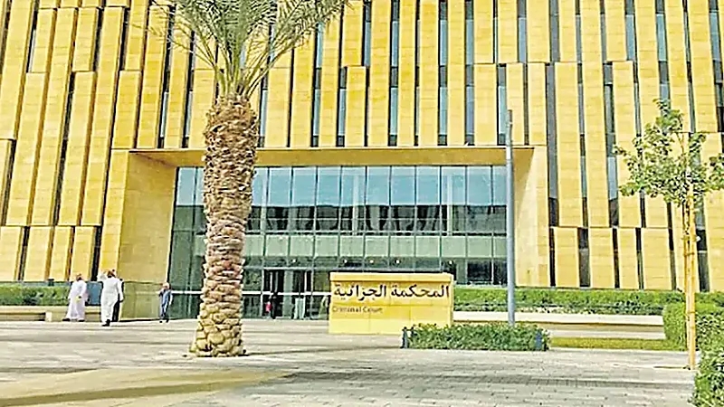 السجن لمطربة أفراح أساءت لـ "مشهورة سناب شات" بفيديوهات عنصرية