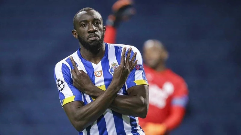 الهلال يقدم عرضا بـ 15 مليون يورو لجلب مهاجم بورتو البرتغالي