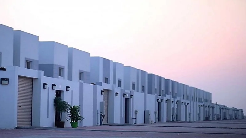 حقيقة فرض غرامة نصف مليون ريال على منفذي أعمال البناء دون التعاقد مع مقاول