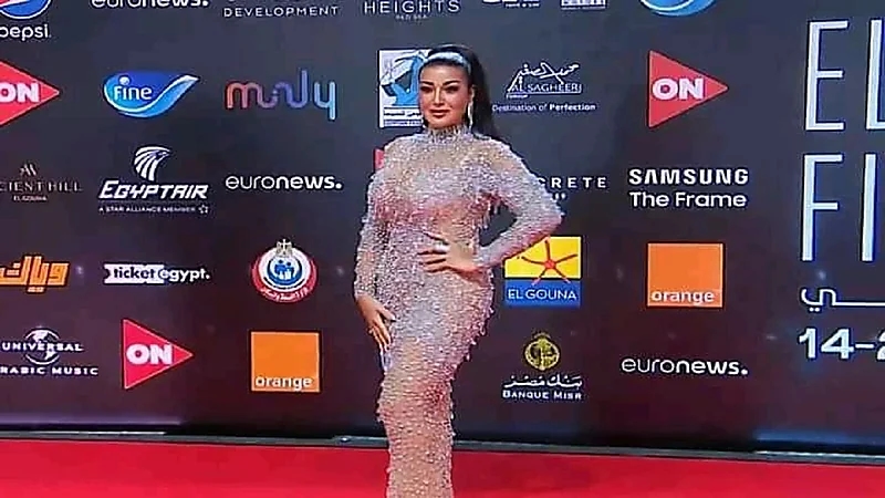 بالفيديو.. سمية الخشاب تشعل مهرجان الجونة بوصلة رقص