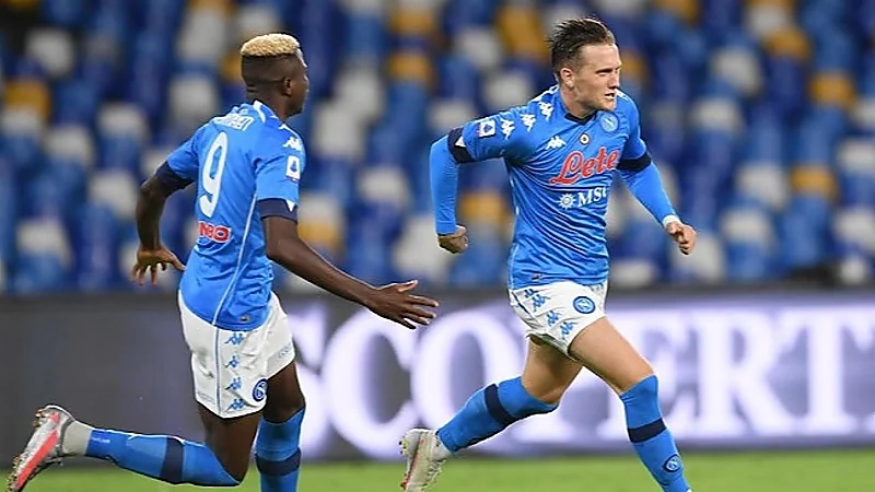 الهلال والأهلي سيدفعان 230 مليون يورو لـ نابولي مقابل زيلينسكي وأوسيمين