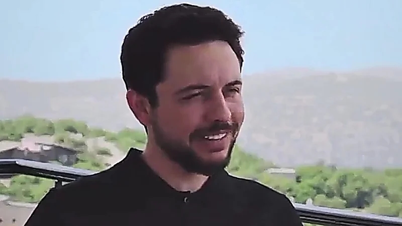 الأمير الحسين عن زوجته: نعمة كبيرة ومتحمسين للمرحلة الجاية .. فيديو