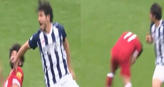 بالفيديو.. لاعب مصري يصفع محمد صلاح بعنف على وجهه