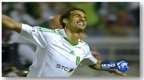 إدارة الأهلي تجدد عقد عماد الحوسني لموسم جديد