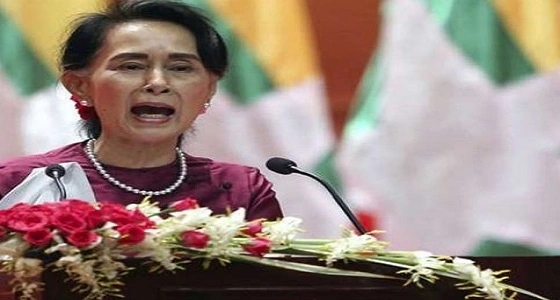 بورما: إلقاء قنبلة حارقة على منزل الزعيمة " أونج وس تشي "