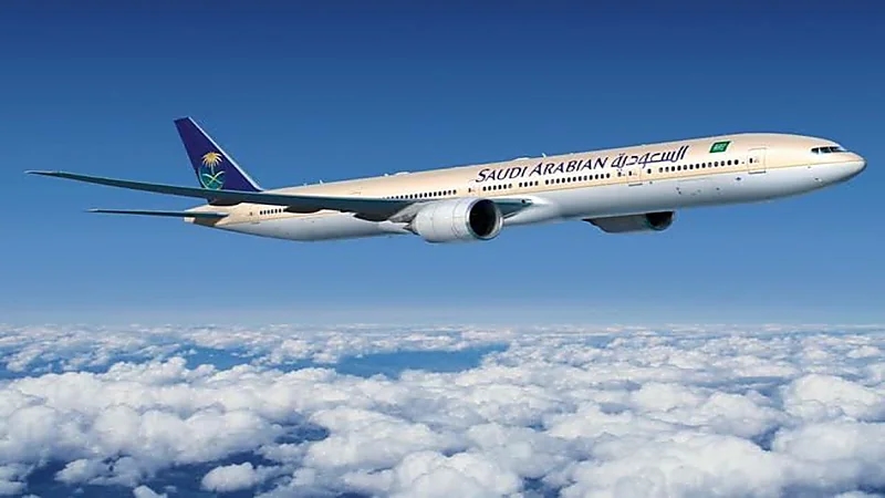 توضيح من " الخطوط السعودية " بشأن الرحلات الدولية بعد رفع تعليق السفر 