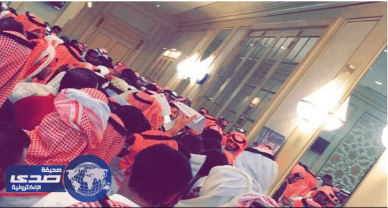 بالفيديو.. فوضى فى ملتقى يوم التوظيف بالدمام  بسبب زيادة أعداد طالبي العمل