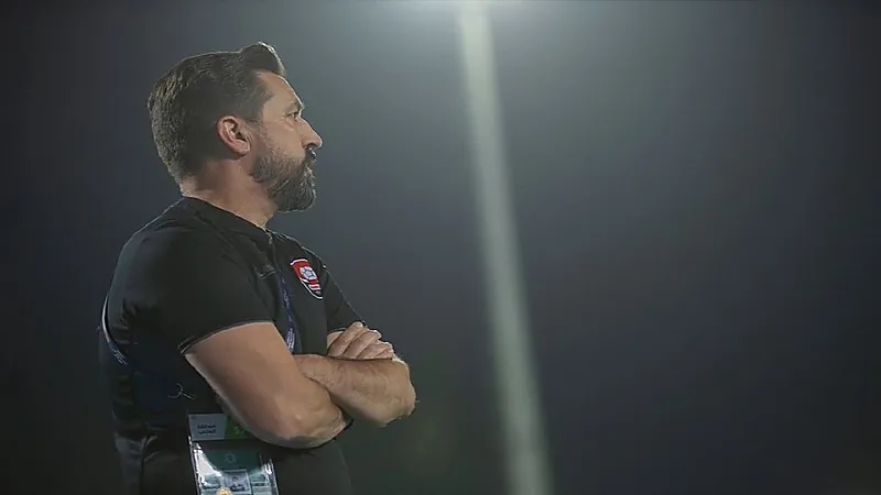 28 لاعبًا يغادرون إلى معسكر الأهلي في تونس