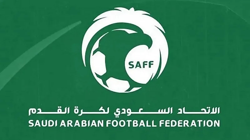 أزمة مشتعلة بين الأندية الأربعة الكبرى واتحاد كرة القدم