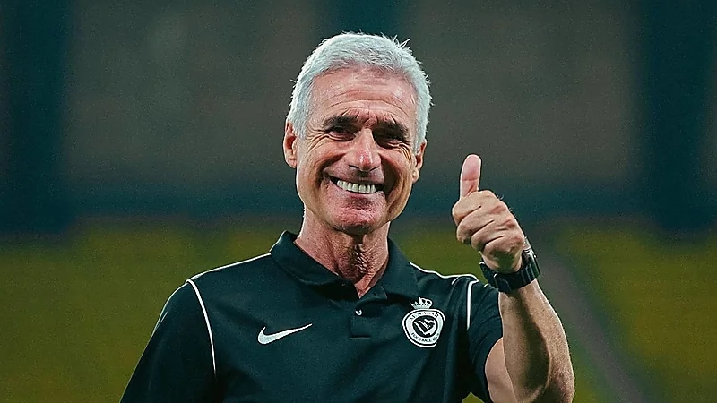 كاسترو يوافق على رحيل ثنائي النصر