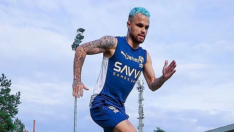 ميشيل يشارك صورة من تدريبات الفريق متحمسًا ويعلق