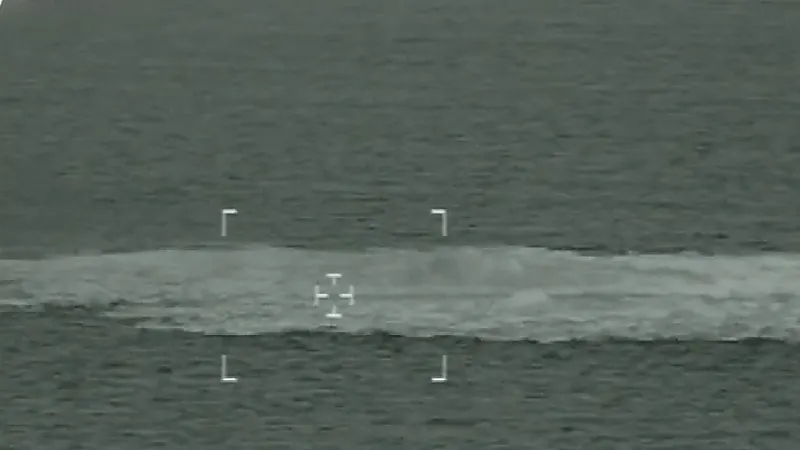 شاهد .. آثار تسرب الغاز من خط نورد ستريم في بحر البلطيق