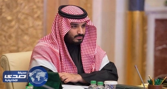بالصور.. صهريج صرف يحطم بوابة مستشفى أبو عريش