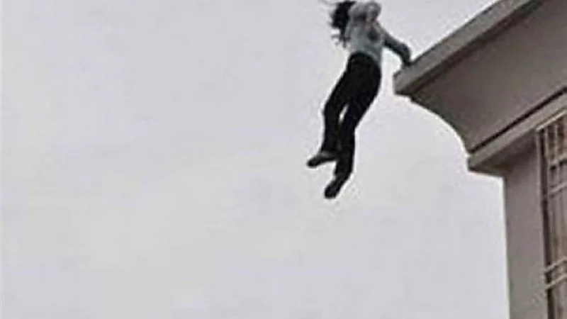 بالصور.. محافظ بيشة يقف على استعدادات الجهات الحكومية لمواجهة الحالة المطرية