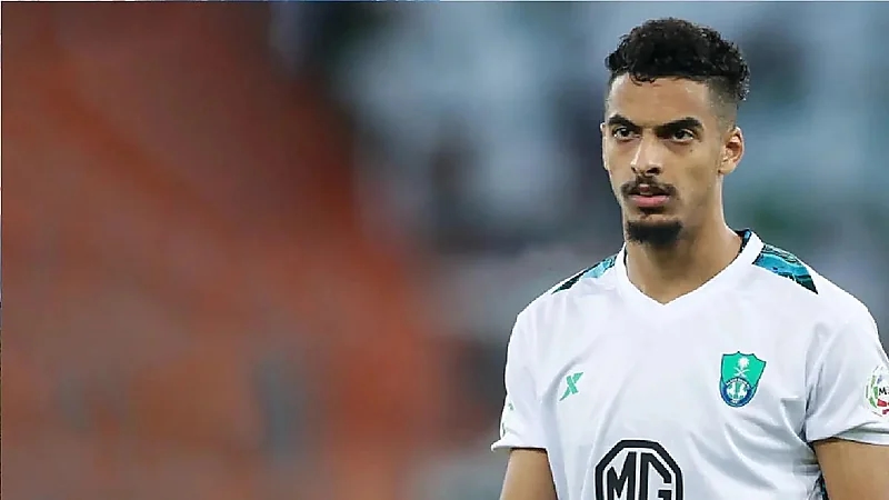 الكشف عن آخر تطورات إصابة لاعب الأهلي "الأسمري"