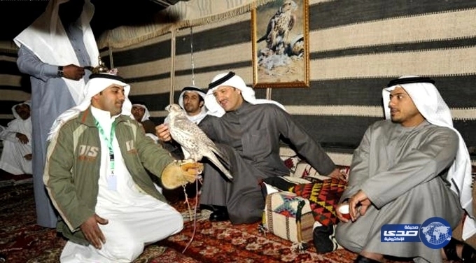 وزير العدل: لفظ "طالق طالق طالق" يعد طلقة واحدة "فيديو"