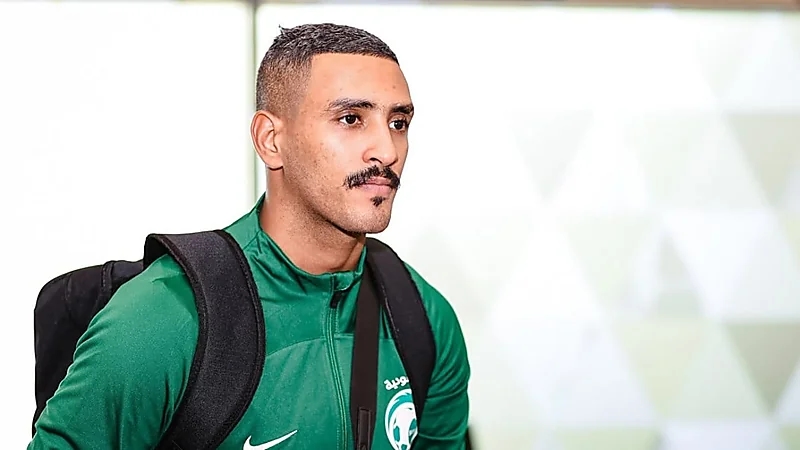 رينارد يستبعد فواز القرني من معسكر الأخضر في أبوظبي