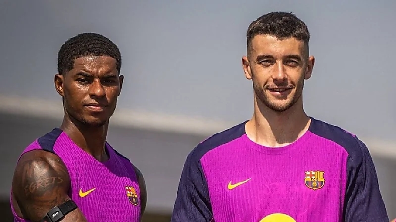 برشلونة يسجل راشفورد وجارسيا قبل انطلاق الليغا