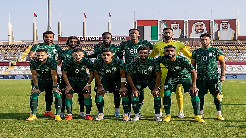 بعثة الأخضر تصل إلى الرياض