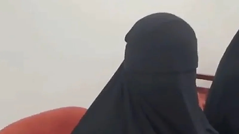 امرأة كفيفة : أمنيتي أشوف الكعبة وعيالي .. فيديو