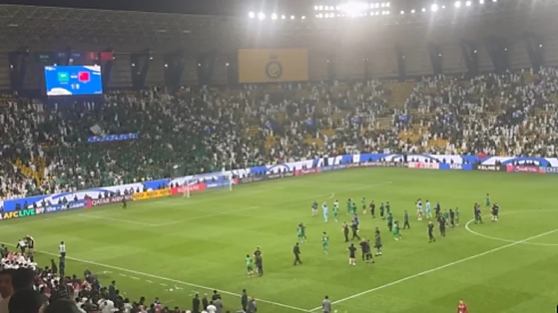 فرحة جماهير الأخضر واللاعبين بعد الفوز .. فيديو