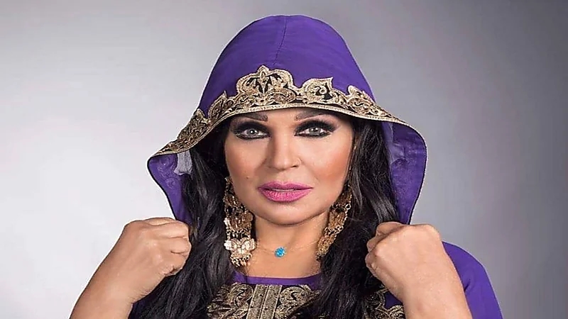 بالفيديو.. وصلة رقص لـ فيفي عبده على أنغام أغنية لكاظم الساهر