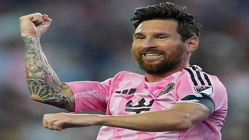 ميسي مستمر مع إنتر ميامي رغم عروض أندية روشن