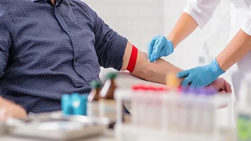 أهمية إجراء الفحوصات الدورية لتجنب الأعراض المتأخرة للمرض