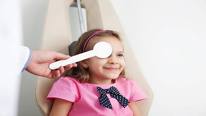 أسباب مرض كسل العين الوظيفي الشائع لدى الأطفال