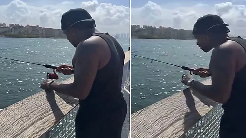 محترف الاتحاد يستمتع بهوايته في صيد الأسماك.. فيديو