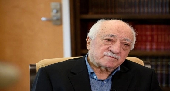 السلطات التركية تأمر باعتقال رجل الدين فتح الله جولن