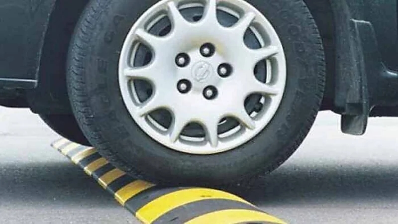 كيفية خفض أضرار المركبات من مطبات الشوارع