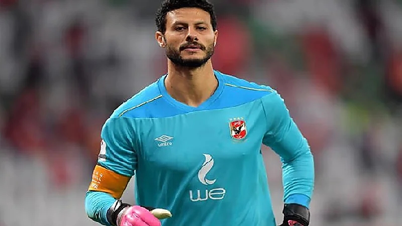 إعارة محمد الشناوي إلى النصر لموسم واحد