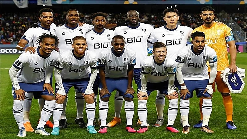 الهلال من "العالمية صعبه قوية" إلى اللعب على اللقب العالمي