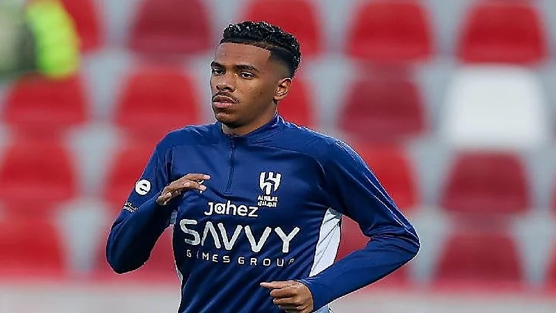 3 أندية مهتمة بالتعاقد مع مصعب الجوير