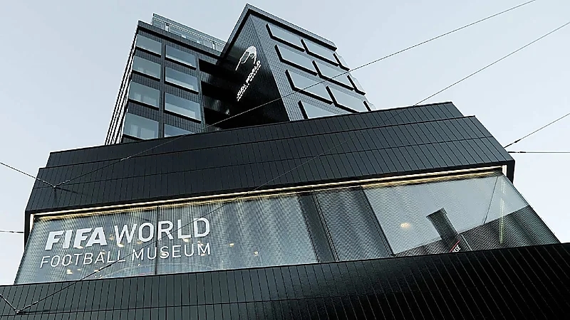 الأهلي يخلد مشاركته في كأس القارات بمتحف الفيفا