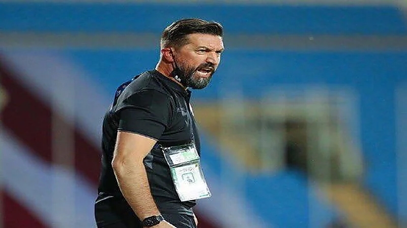 الأهلي يبدأ التخطيط لضم 3 لاعبين جدد