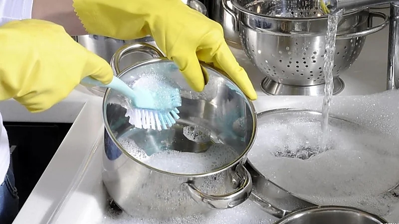 أضرار استخدام "الحلل الألمنيوم" في الطهي