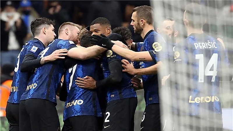 الشرطة تداهم نادي إنتر ميلان