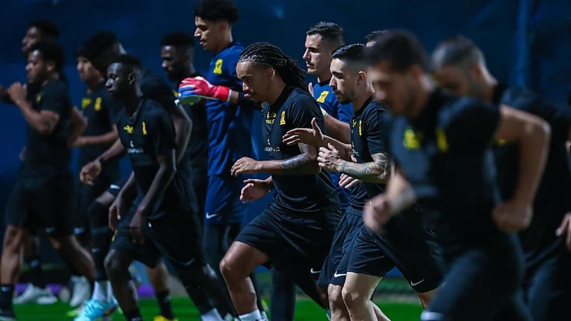 البيشي وشراحيلي يواصلان برنامجهما التأهيلي